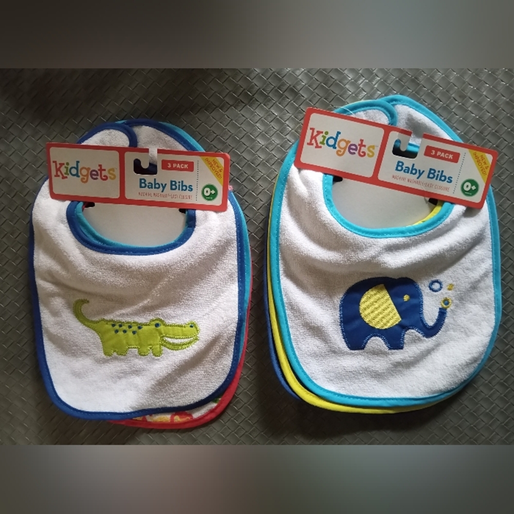 Kidgets Baby Bibs with Animal Designs - Blue, Green, Yellow